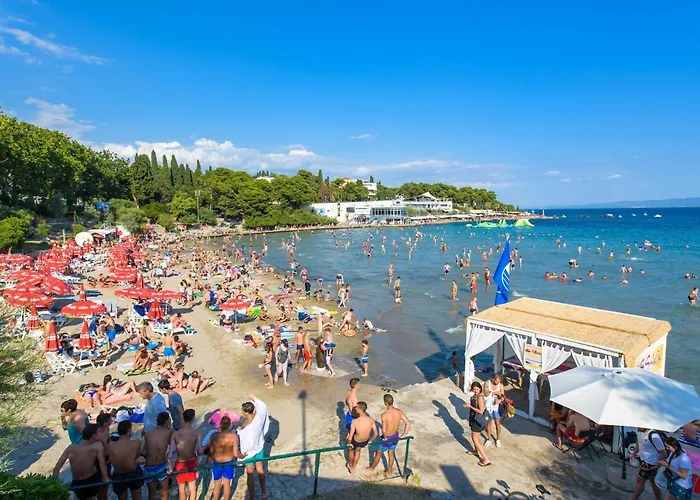 Apartment By The Sea - 8671